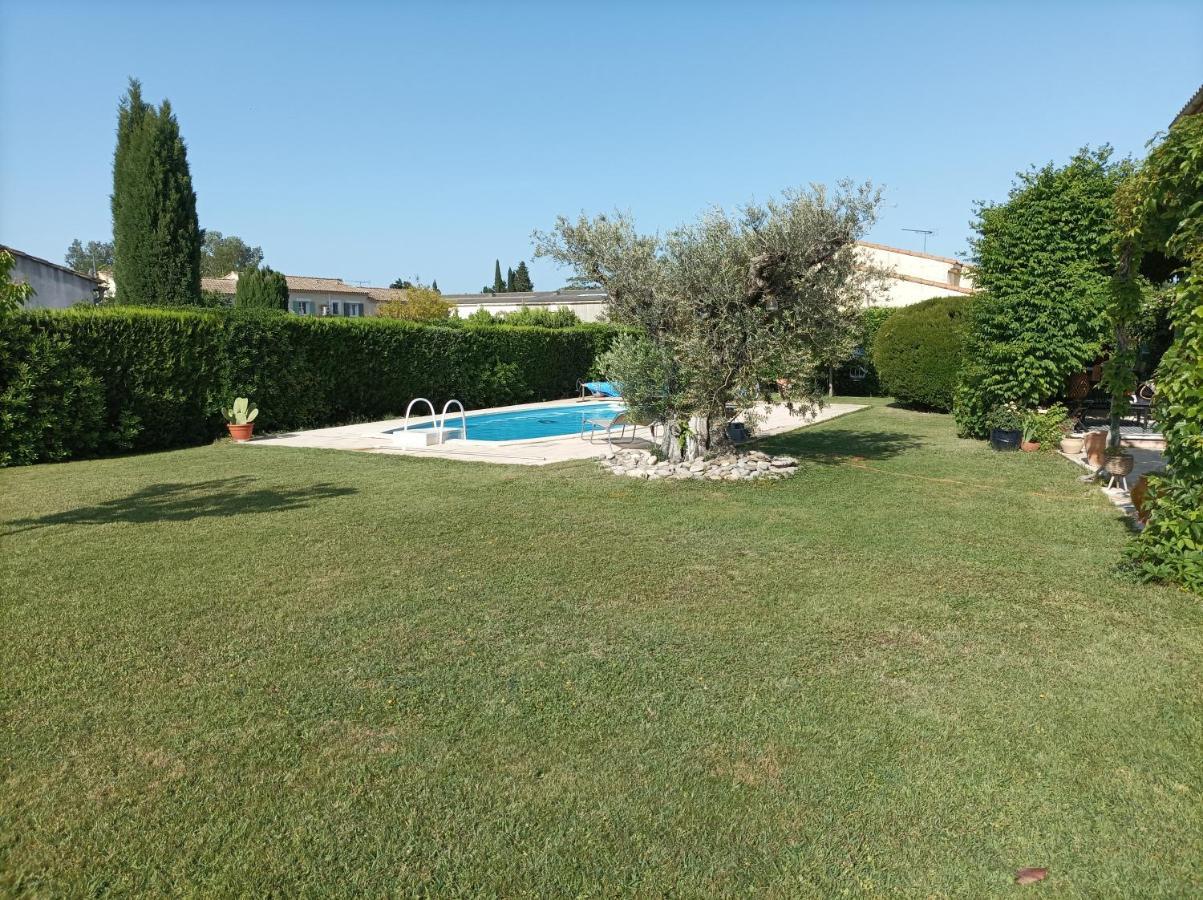 Chambre D'Hote Au Coeur Des Alpilles Mouries Luaran gambar